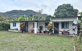 Casa Hostal Bouva